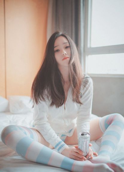 欧美头像有个性女生_BD英语在线观看高清